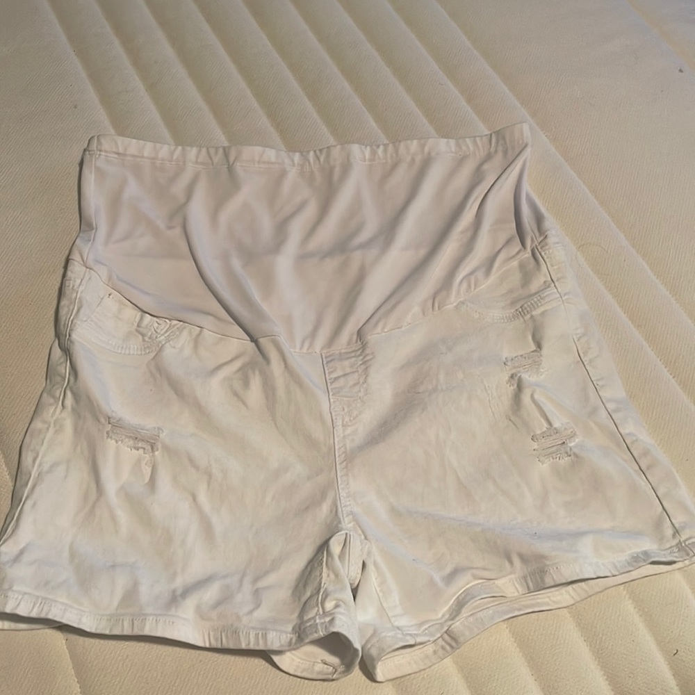 SHEIN Maternity Shorts